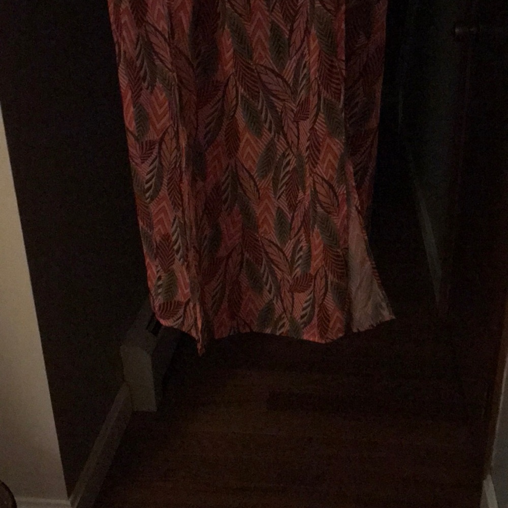 Women's Cold Shoulder Charming Charlie NWT Multi Colored Maxi Dress - Picture 7 of 10